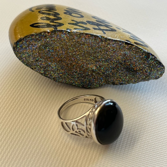 925 Sterling Silver Ring With Onyx Stone - Picture 9 of 10
